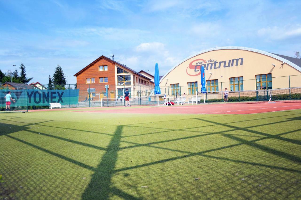 Hotel S-Centrum Benesov  Exterior foto